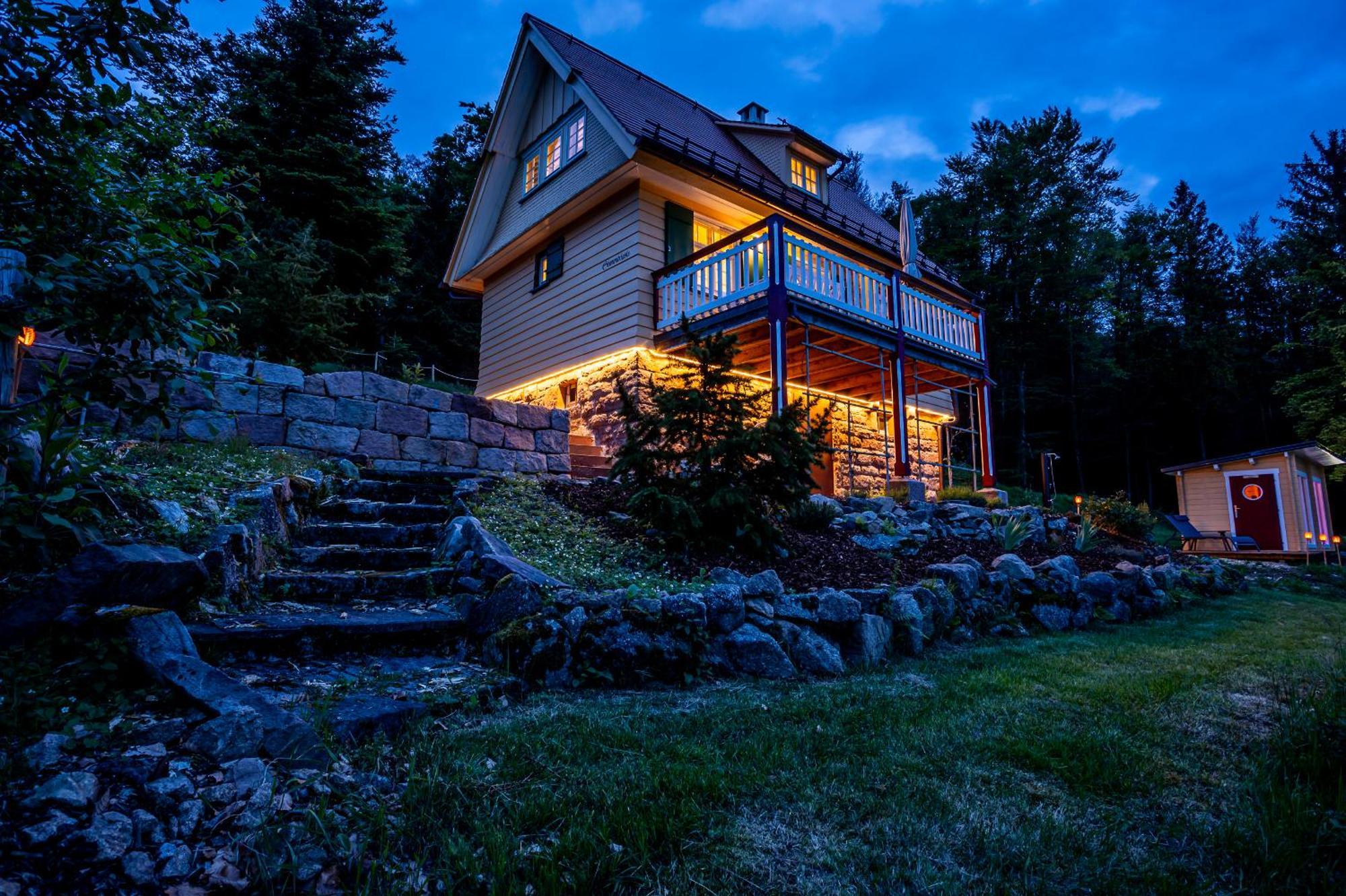 Sonnenhaeusle - Natur. Fernblick. Panorama-sauna. Holiday home *